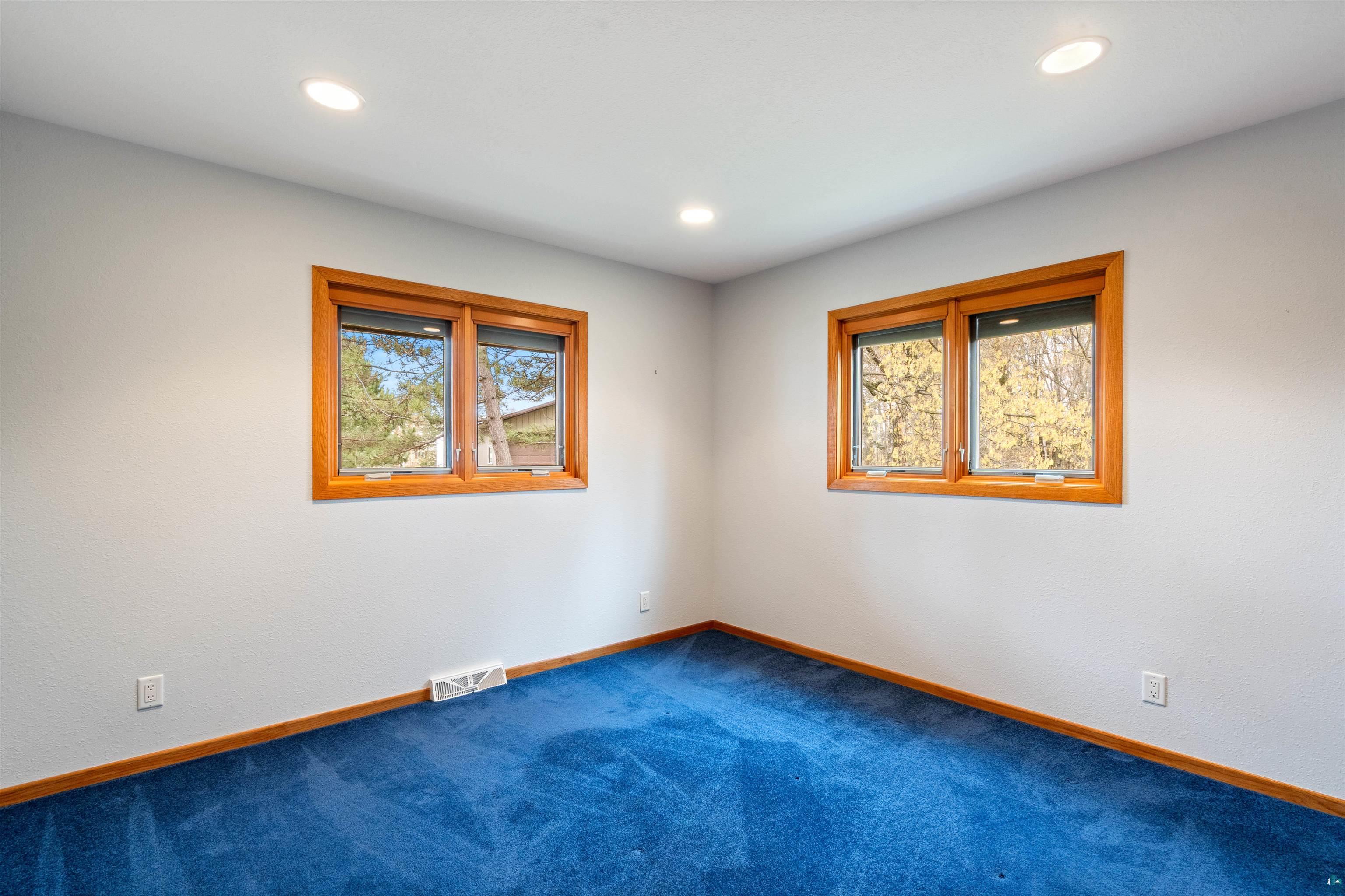 7024 Van Road Duluth, MN 55803 - Photo 16 of 44