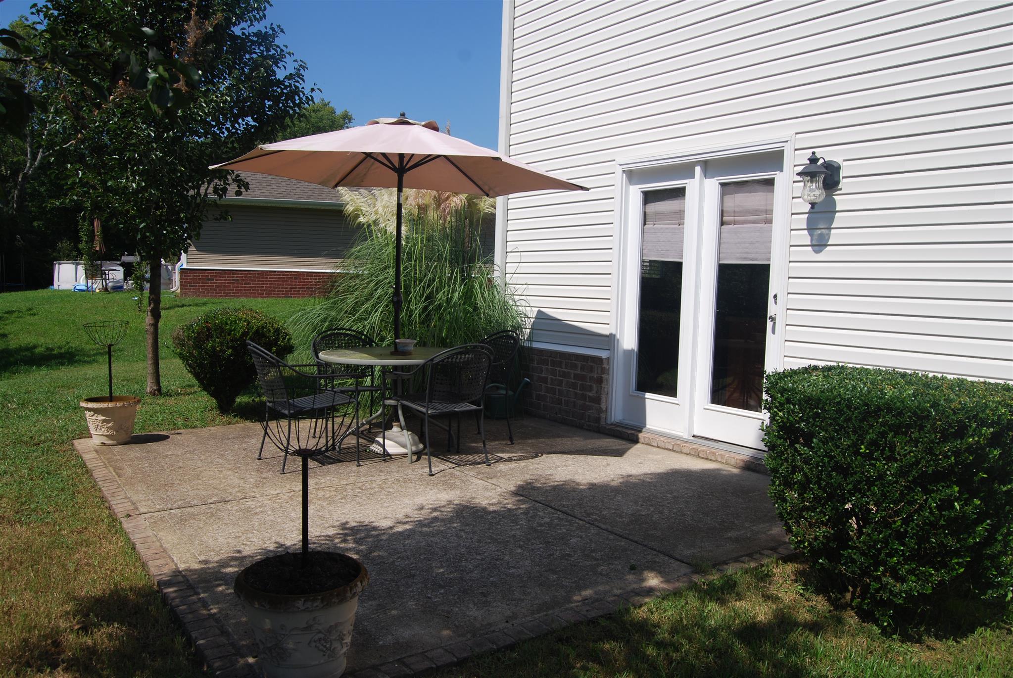 6003 Chickadee Circle Spring Hill, TN 37174 - Photo 19 of 23 a garden view with a seating space