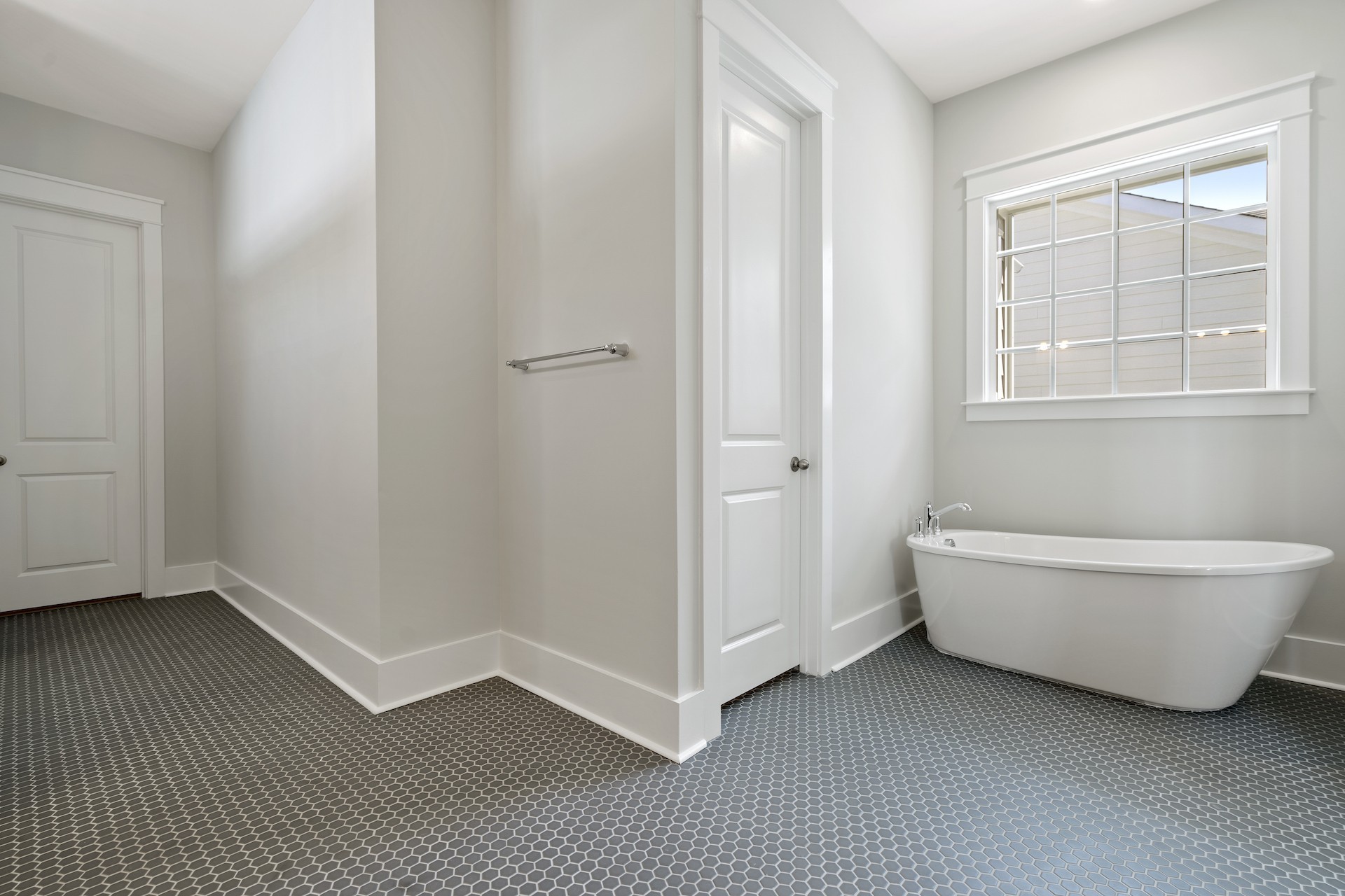 463 Dewar Drive Franklin, TN 37064 - Photo 18 of 31 a bathroom with a bathtub and window