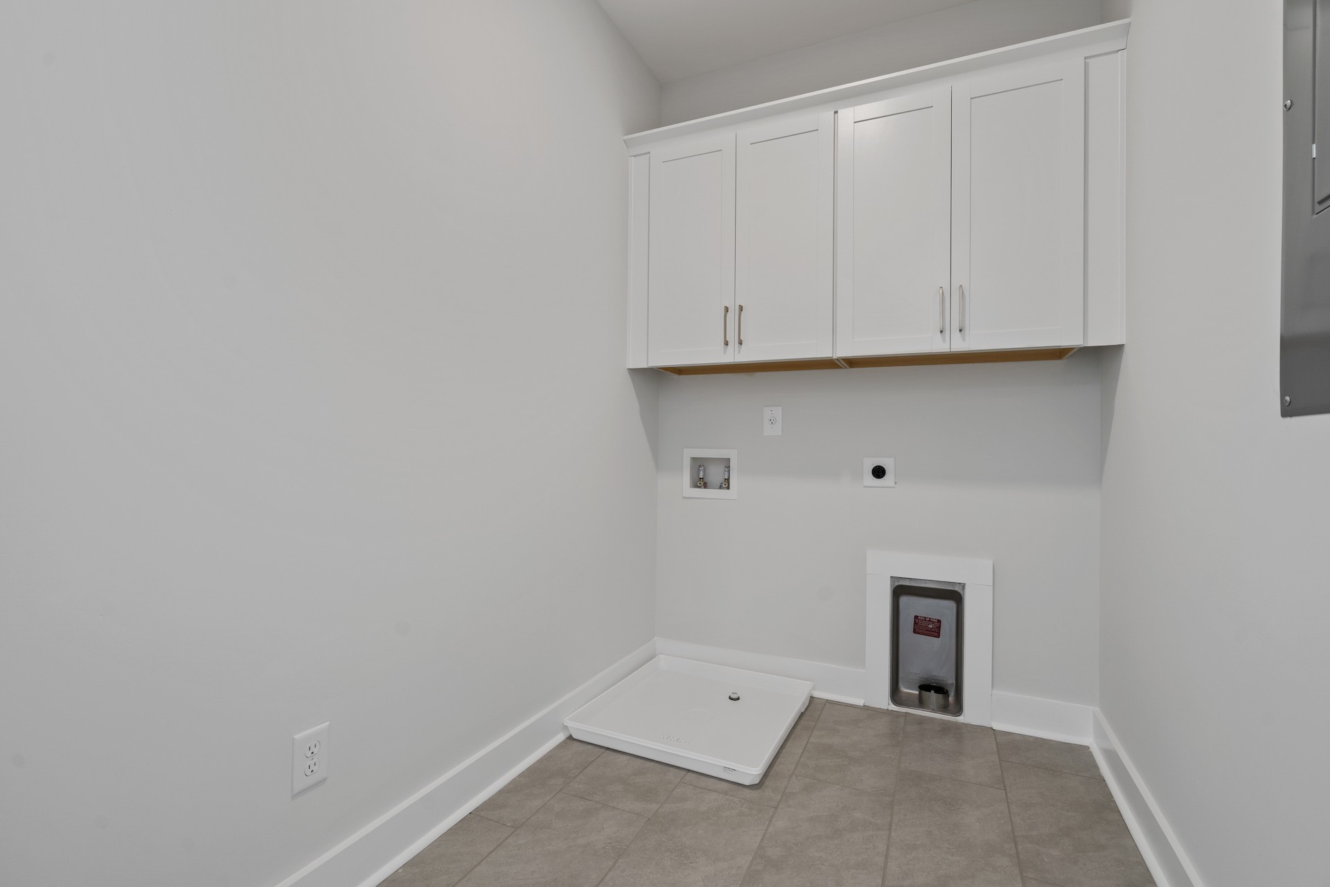 463 Dewar Drive Franklin, TN 37064 - Photo 22 of 31 a view of an empty room