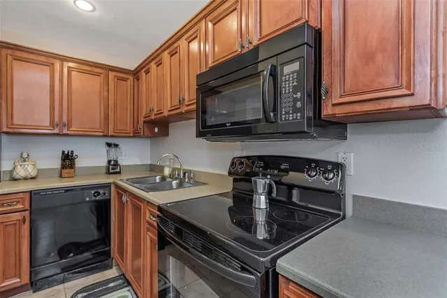 $259,000 | 105 Pompano Drive Southeast, Unit A, St. Petersburg, FL 33705