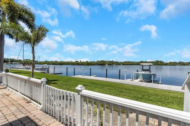 $259,000 | 105 Pompano Drive Southeast, Unit A, St. Petersburg, FL 33705