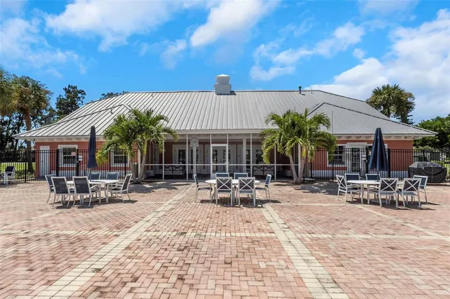 $259,000 | 105 Pompano Drive Southeast, Unit A, St. Petersburg, FL 33705