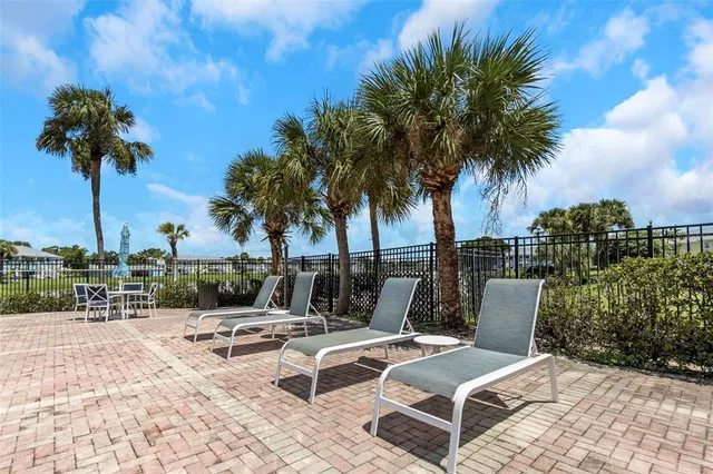 $259,000 | 105 Pompano Drive Southeast, Unit A, St. Petersburg, FL 33705