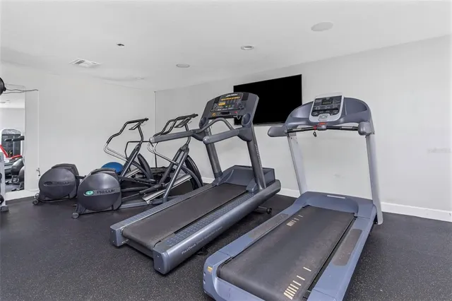 $259,000 | 105 Pompano Drive Southeast, Unit A, St. Petersburg, FL 33705