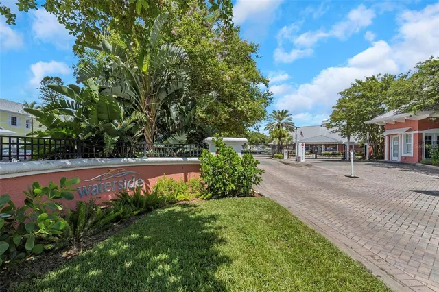 $259,000 | 105 Pompano Drive Southeast, Unit A, St. Petersburg, FL 33705