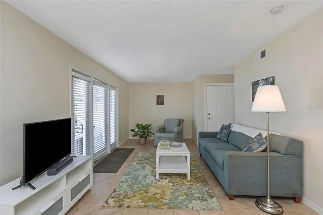 $259,000 | 105 Pompano Drive Southeast, Unit A, St. Petersburg, FL 33705