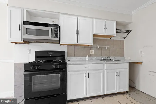 $299,900 | 571 West Diamond Avenue, Unit 40, Gaithersburg, MD 20877