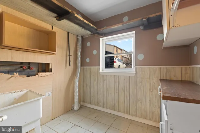 $299,900 | 571 West Diamond Avenue, Unit 40, Gaithersburg, MD 20877