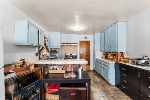 $610,000 | 13525 Simshaw Avenue, Sylmar, CA 91342