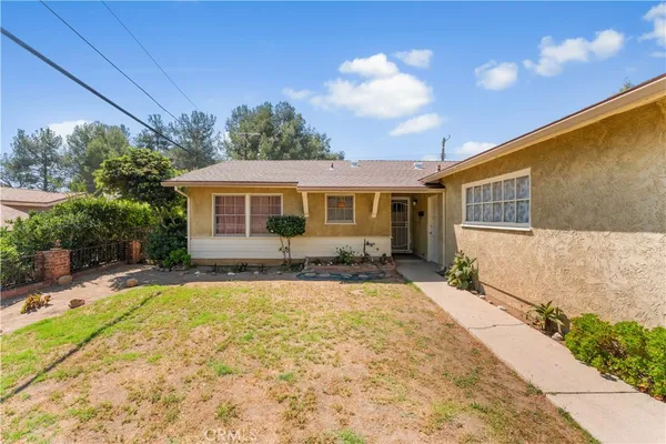 $610,000 | 13525 Simshaw Avenue, Sylmar, CA 91342