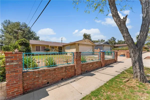 $610,000 | 13525 Simshaw Avenue, Sylmar, CA 91342