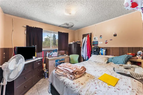$610,000 | 13525 Simshaw Avenue, Sylmar, CA 91342