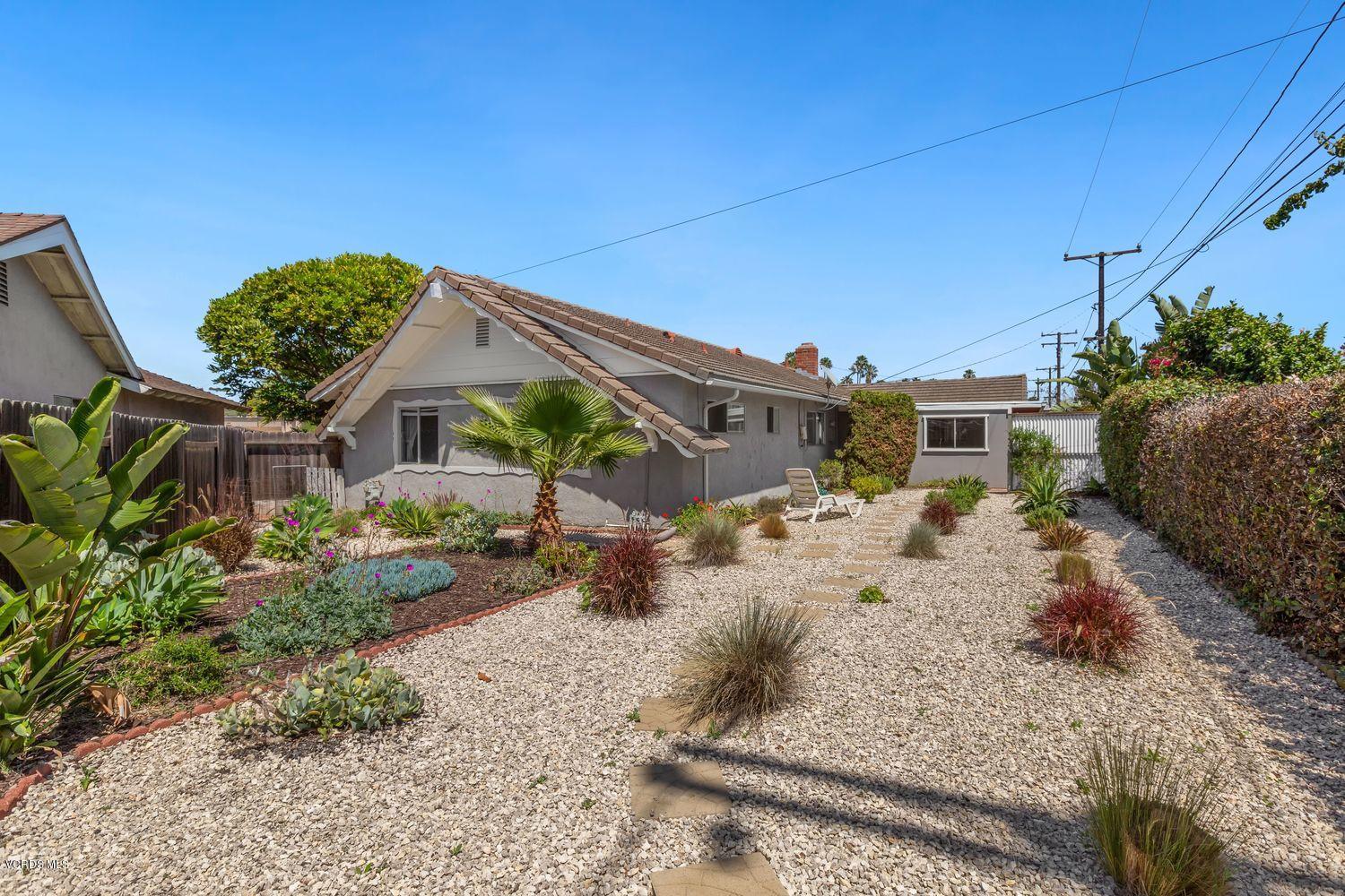 656 Oleander Court Oxnard, CA 93033 - Photo 19 of 20 019_656-oleander-ct-oxnard-ca-usa-005