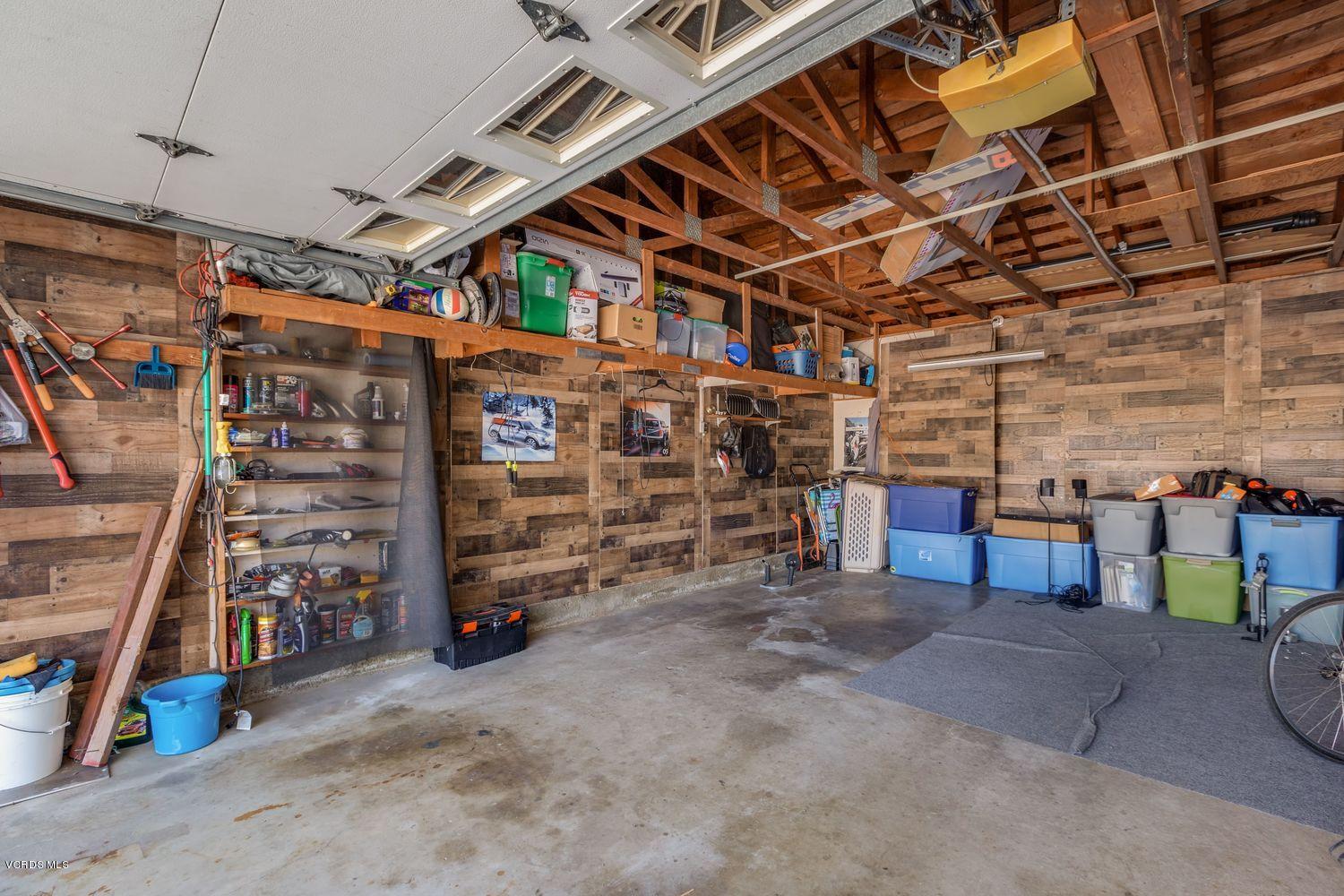 656 Oleander Court Oxnard, CA 93033 - Photo 20 of 20 020_656-oleander-ct-oxnard-ca-usa-007