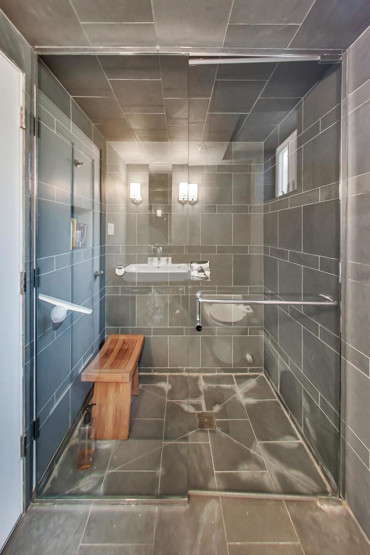 385 Washington Avenue Glencoe, IL 60022 - Photo 37 of 50 a room with stainless steel appliances and cabinets