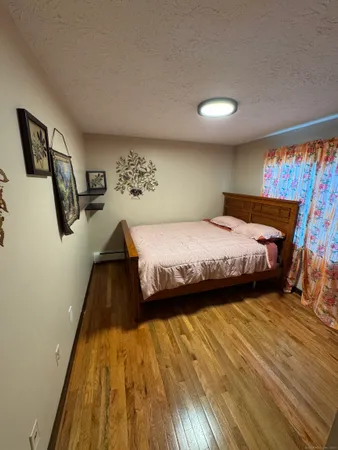 a view of livingroom with hardwood