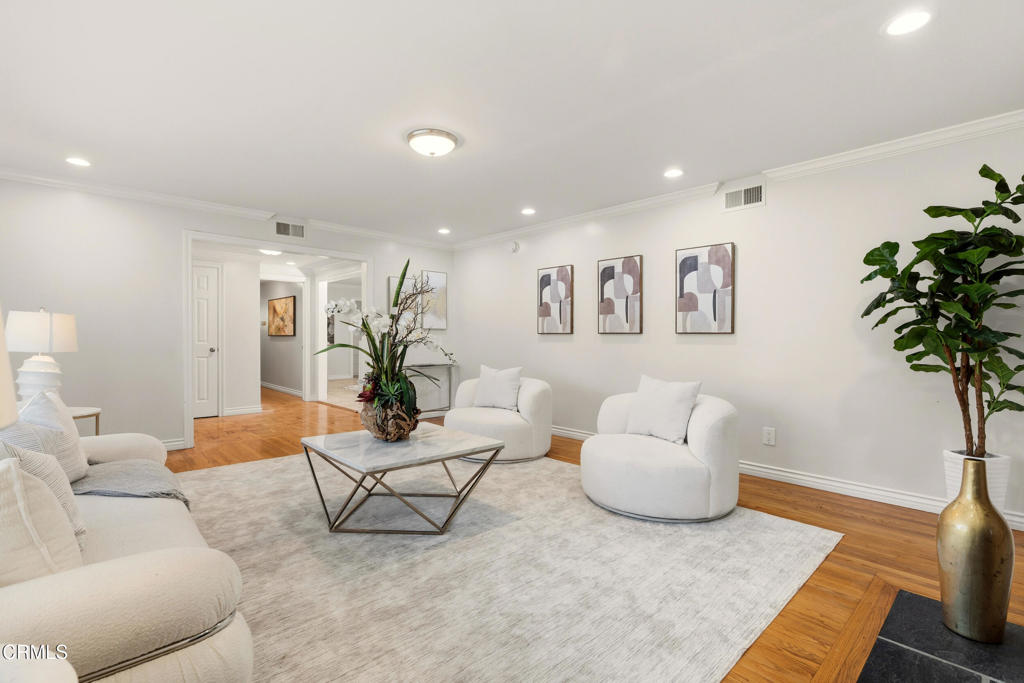 3032 Wallingford Road Pasadena, CA 91107 - Photo 10 of 68 10_3032-29