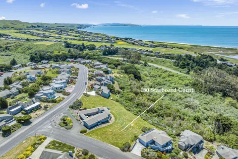 $1,600,000 | 190 Starboard Court, Bodega Bay, CA 94923