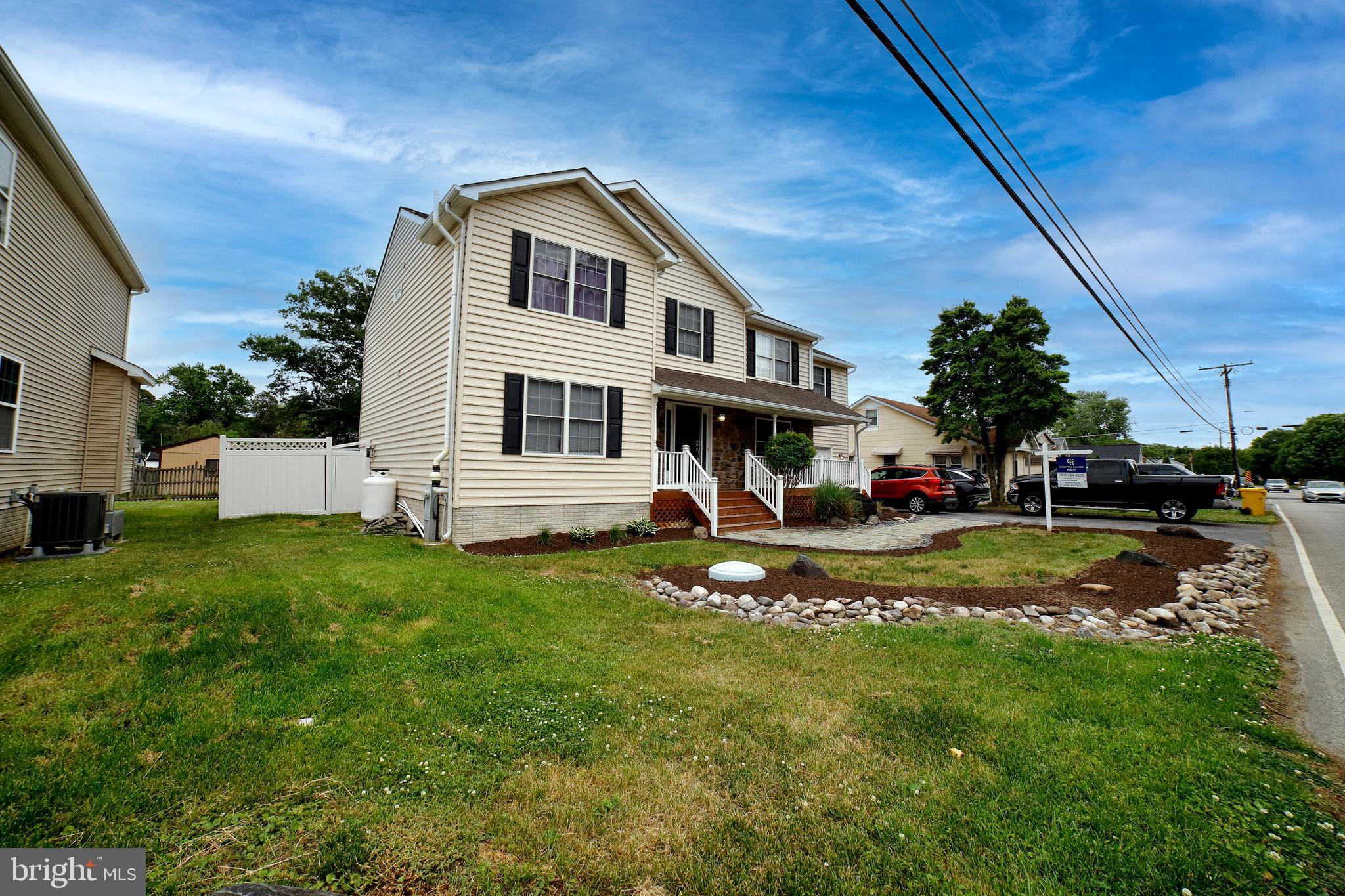 833 Selby Boulevard Edgewater, MD 21037 - Photo 3 of 67