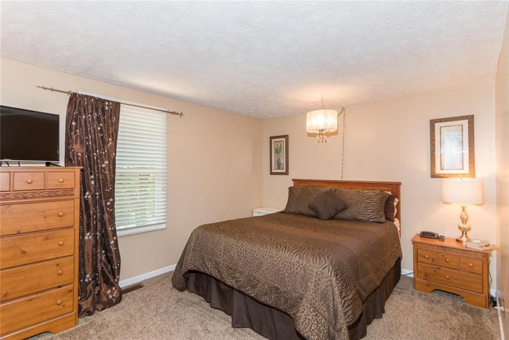 8506 Castle Farms Road Indianapolis, IN 46256 - Photo 12 of 21 Gallery Image 12