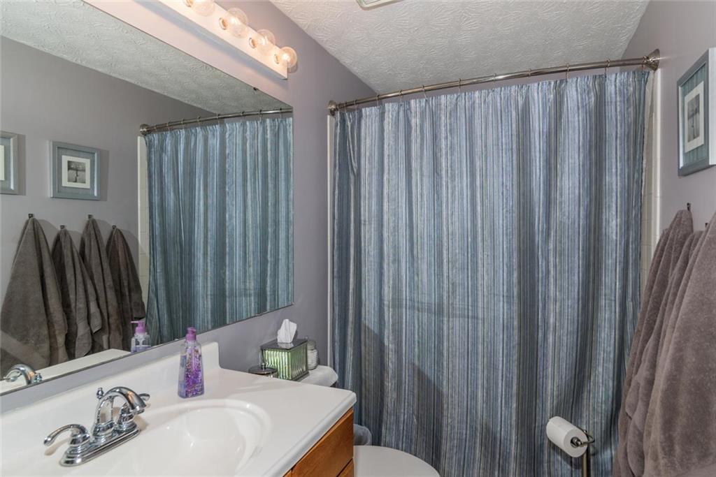 8506 Castle Farms Road Indianapolis, IN 46256 - Photo 14 of 21 Gallery Image 14