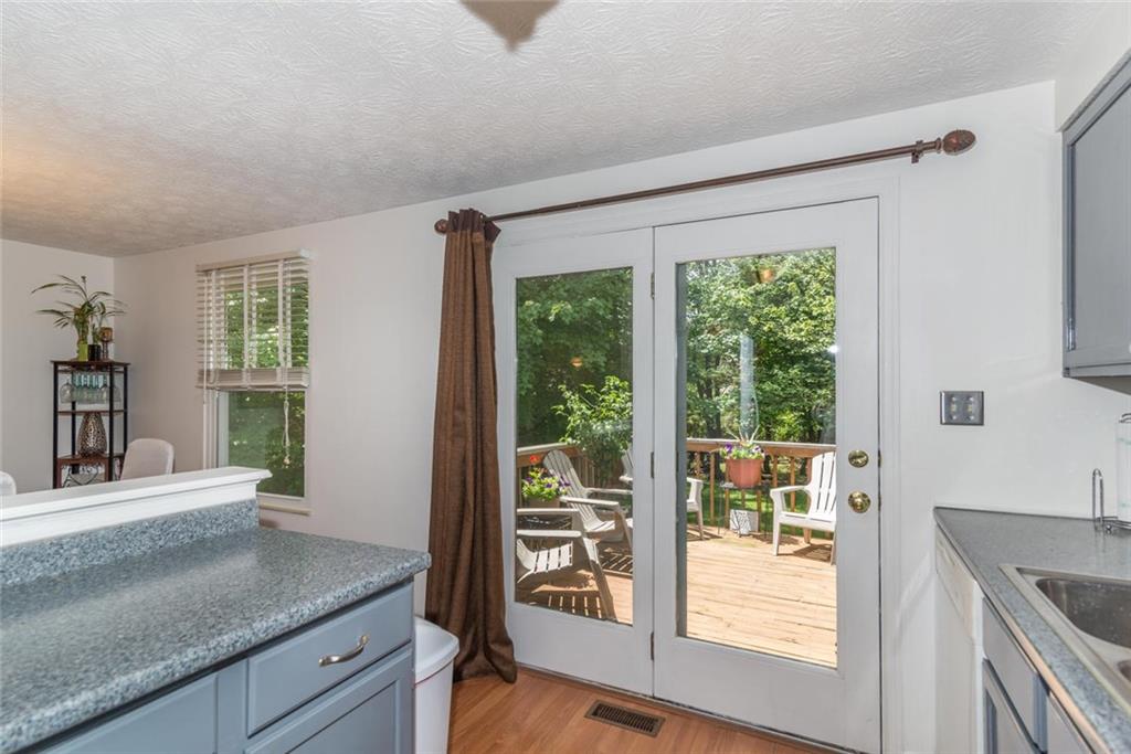 8506 Castle Farms Road Indianapolis, IN 46256 - Photo 6 of 21 Gallery Image 6