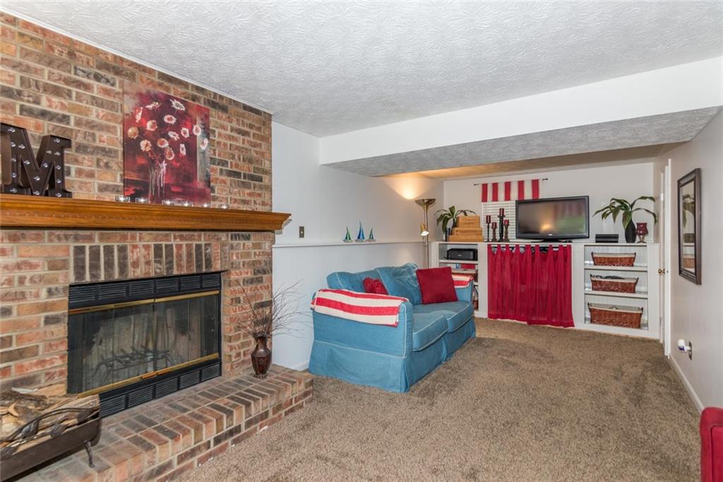 8506 Castle Farms Road Indianapolis, IN 46256 - Photo 10 of 21 Gallery Image 10