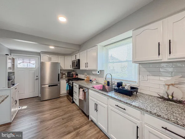 $270,000 | 110 East Madison Street, Paulsboro, NJ 08066