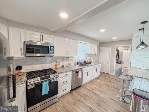 $270,000 | 110 East Madison Street, Paulsboro, NJ 08066