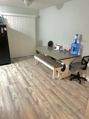 $1,700 | 557 East Division Street, Unit 4, Lockport, IL 60441