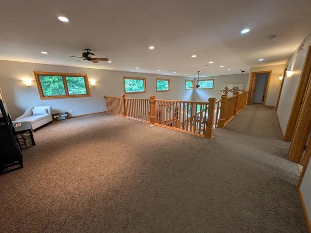 $580,000 | 300 Sugarloaf Parkway, Zumbrota, MN 55992