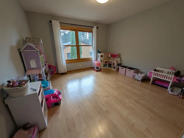 $580,000 | 300 Sugarloaf Parkway, Zumbrota, MN 55992