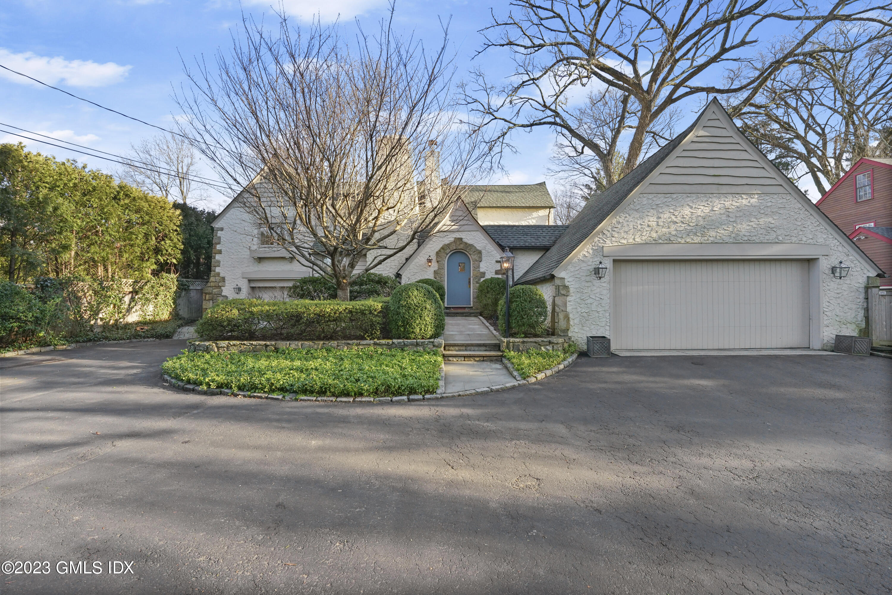 7 Gilliam Lane Riverside, CT 06878 - Photo 3 of 42 a view of a house with a street