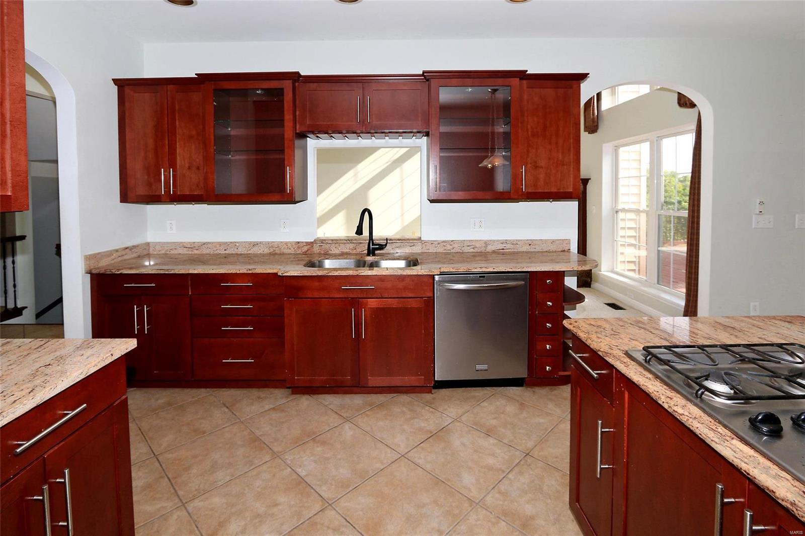 3522 Douglas Road Florissant, MO 63034 - Photo 13 of 44 Gallery Image 13