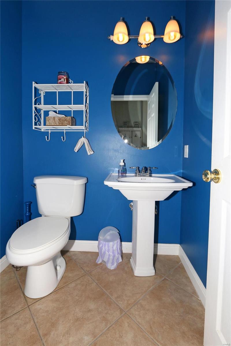 3522 Douglas Road Florissant, MO 63034 - Photo 20 of 44 Gallery Image 20