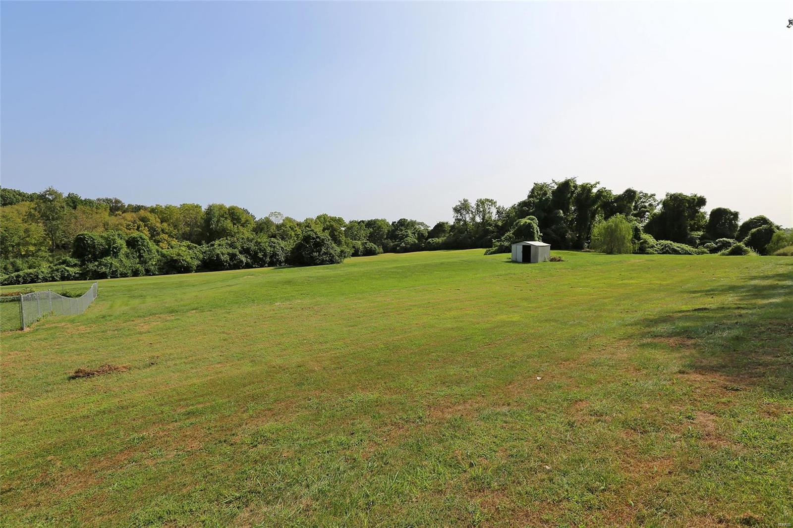 3522 Douglas Road Florissant, MO 63034 - Photo 41 of 44 Gallery Image 41