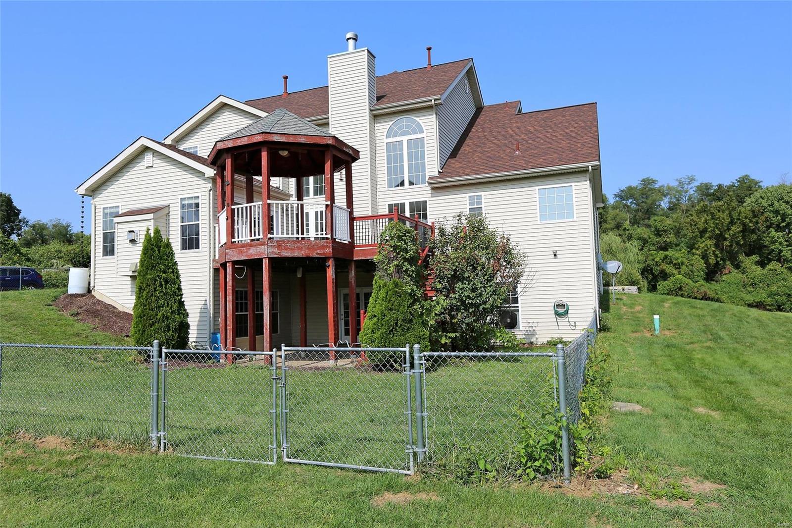 3522 Douglas Road Florissant, MO 63034 - Photo 43 of 44 Gallery Image 43