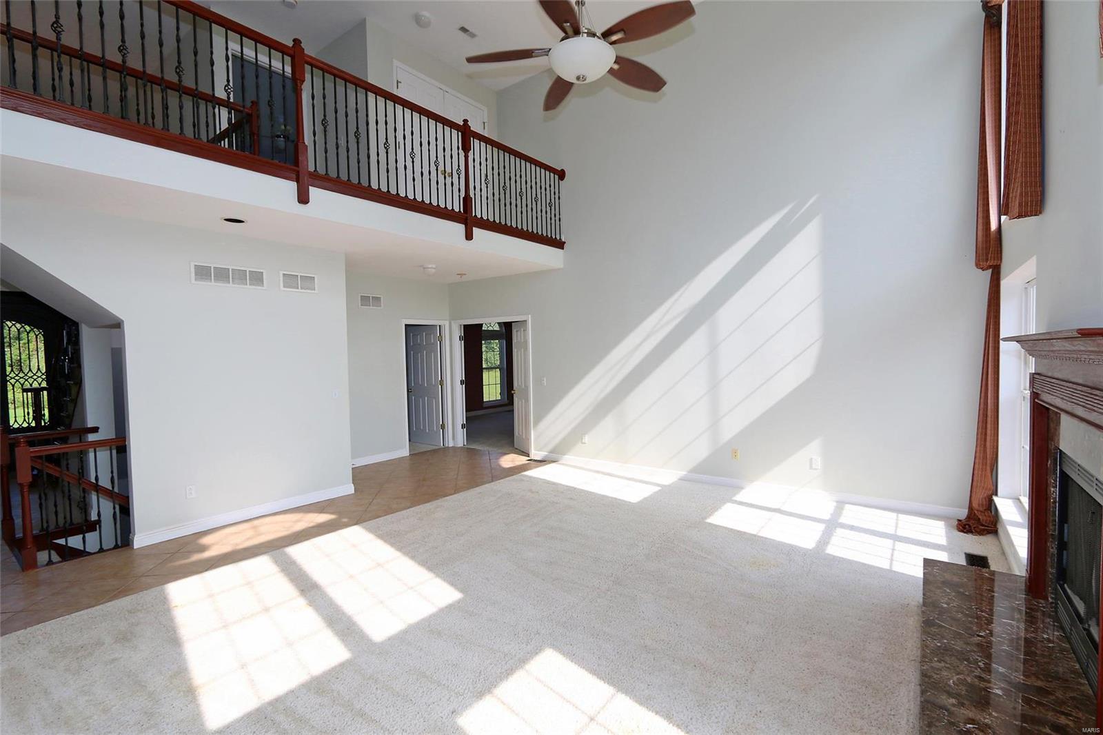 3522 Douglas Road Florissant, MO 63034 - Photo 9 of 44 Gallery Image 9
