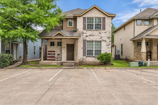 $315,000 | 2513 South 2nd Street, Unit 2, Waco, TX 76706