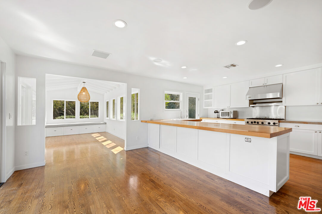 6644 Wildlife Road Malibu, CA 90265 - Photo 15 of 38