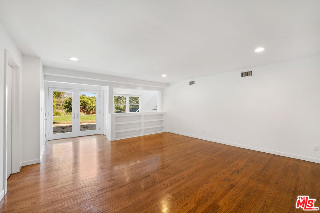 6644 Wildlife Road Malibu, CA 90265 - Photo 19 of 38