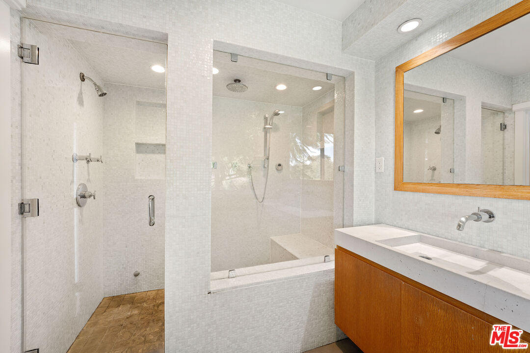 6644 Wildlife Road Malibu, CA 90265 - Photo 21 of 38