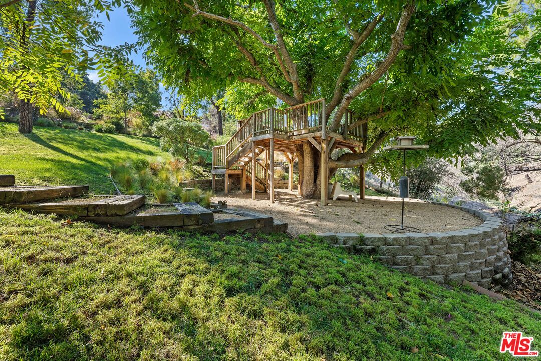 6644 Wildlife Road Malibu, CA 90265 - Photo 32 of 38