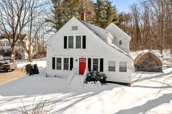 $580,000 | 90 Townsend Street, Pepperell, MA 01463