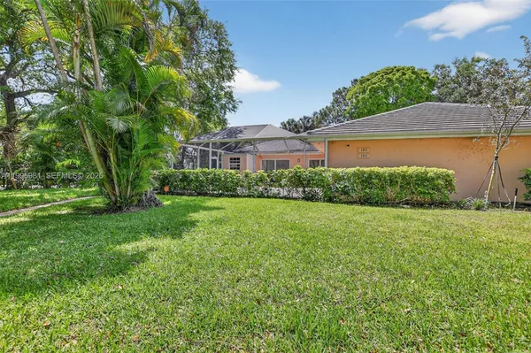 $375,000 | 102 Sun Terrace Court, Palm Beach Gardens, FL 33403
