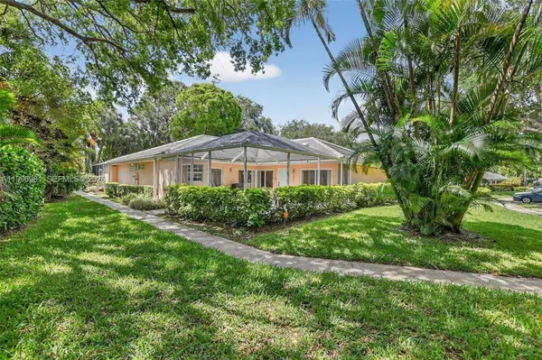 $375,000 | 102 Sun Terrace Court, Palm Beach Gardens, FL 33403