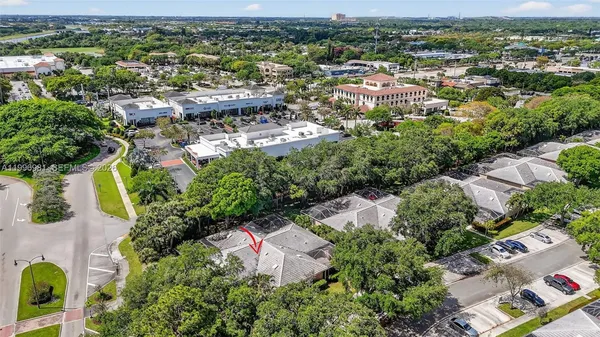 $375,000 | 102 Sun Terrace Court, Palm Beach Gardens, FL 33403