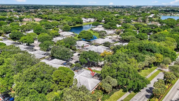 $375,000 | 102 Sun Terrace Court, Palm Beach Gardens, FL 33403