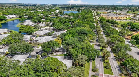 $375,000 | 102 Sun Terrace Court, Palm Beach Gardens, FL 33403